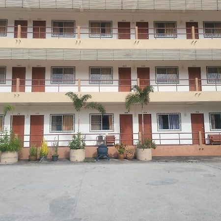 Ekaluk Place Inn Pattaya Exterior foto
